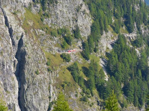 Der Weg zum Lac d'Emosson - Straße oder Standseilbahn - Bähnlein - Gondel