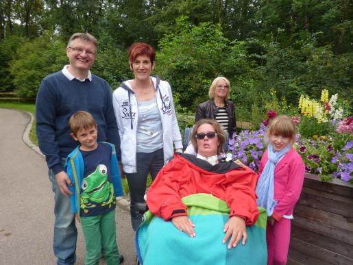 Laitenbergers mit Nina und Jonas  - im Hintergrund Heidi