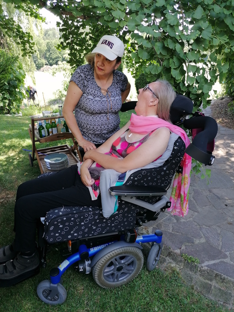 ...mit Pflegerin Elisabeth